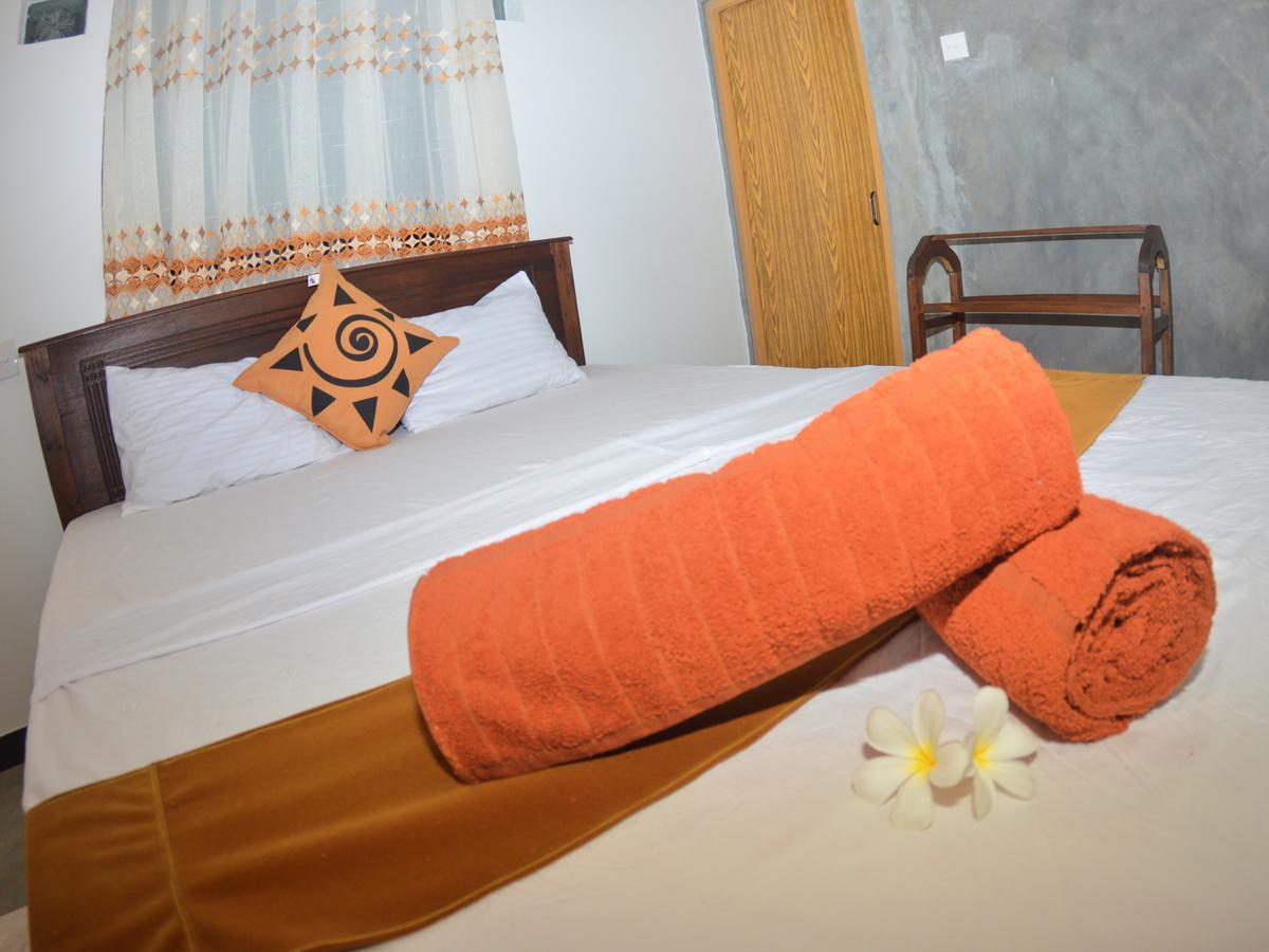 Hotel Blooming Polhena Exterior foto