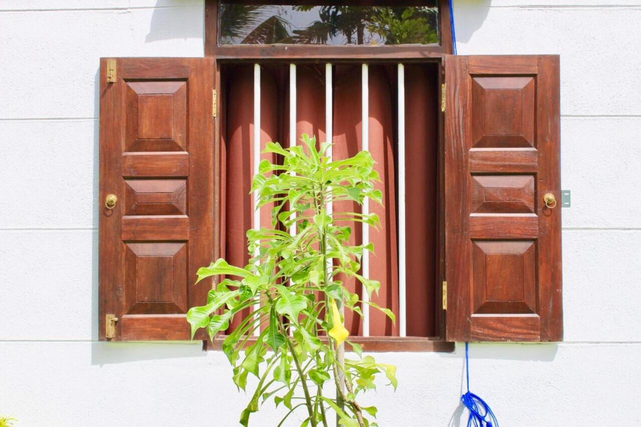 Hotel Blooming Polhena Exterior foto